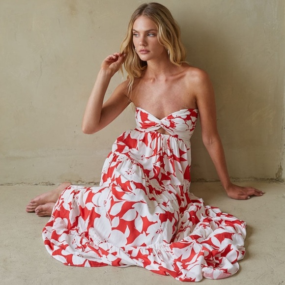 American Threads Lilo Strapless Maxi Dress in Red Floral, Size Medium - Picture 8 of 12